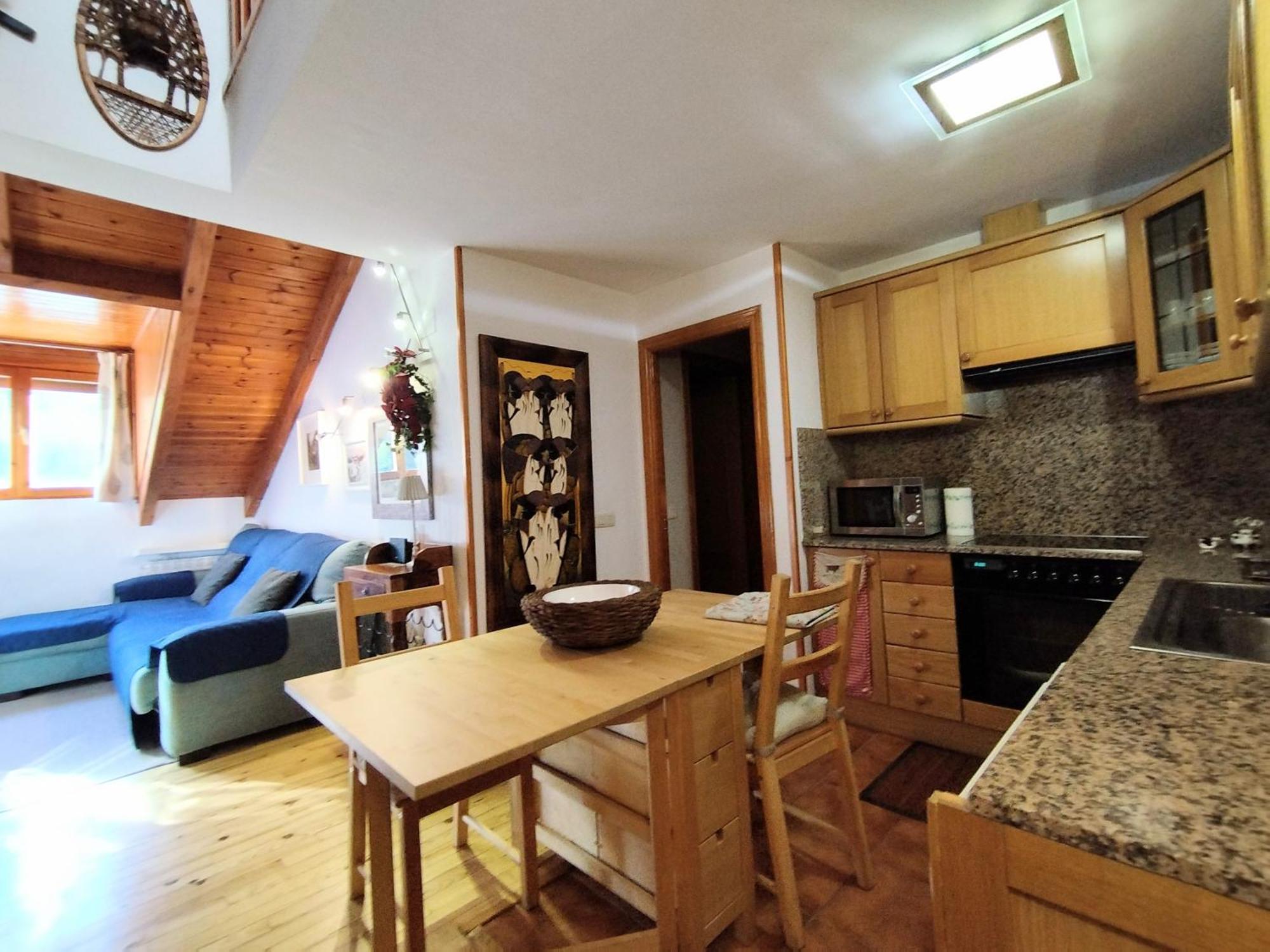 Check-In Casas Casa Pedro Apartment Benasque Ngoại thất bức ảnh